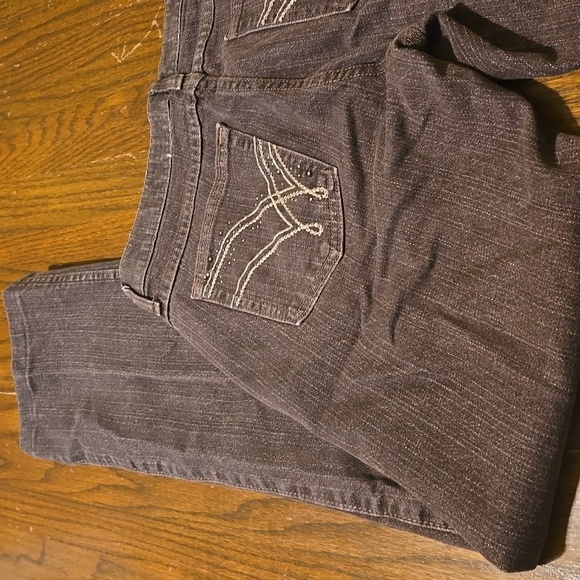 Wrangler Q Baby Brown Jeans. Cowgirl Cut. Size: 11/12 x 36 length - Picture 7 of 7